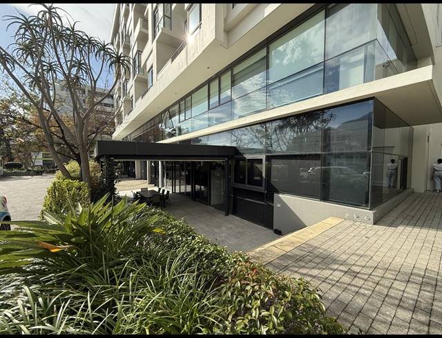 290M² OFFICE TO LET IN CLAREMONT